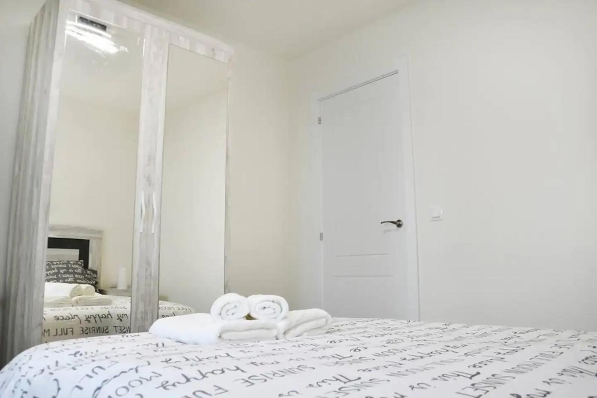 Nuevo Apartamento De 3 Dormitorios En Calle Alta Santander Extérieur photo